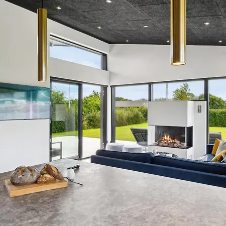 Semesterbostad Filimena - 250m From The Sea By Interhome